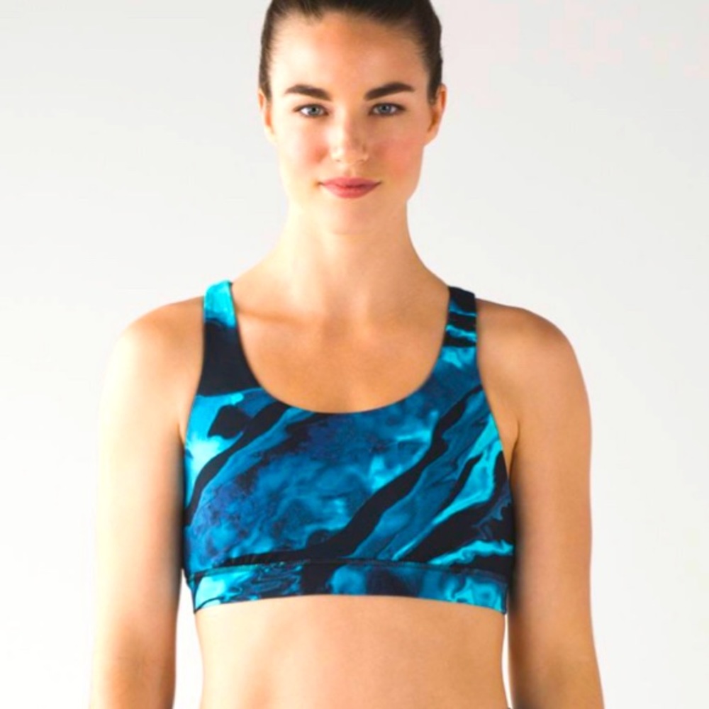 LULULEMON sports bra